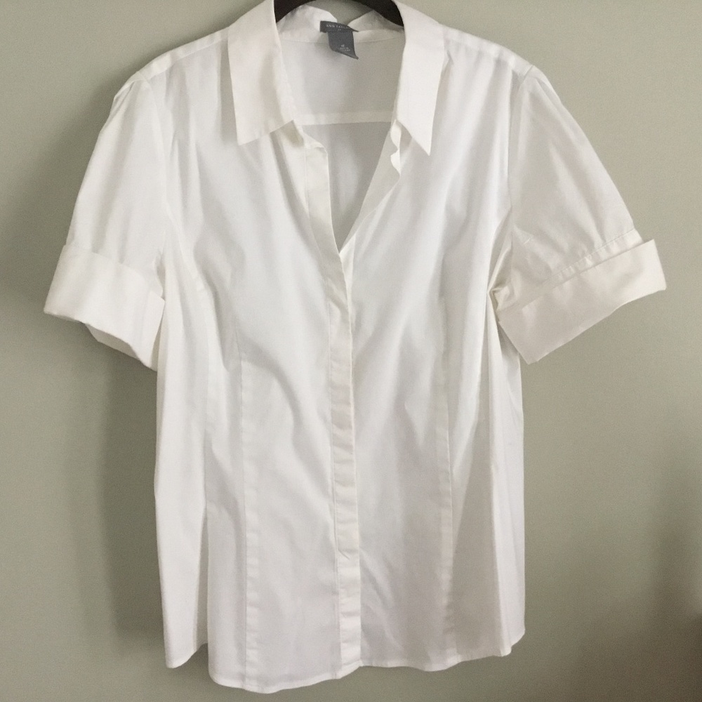 Ann Taylor white shirt-sleeve shirt